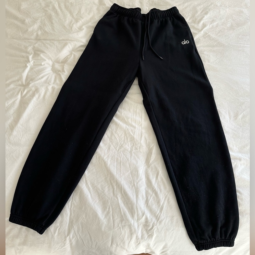 ALO Yoga Accolade sweatpants